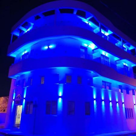 White 11 Aparthotel Larnaca Luaran gambar