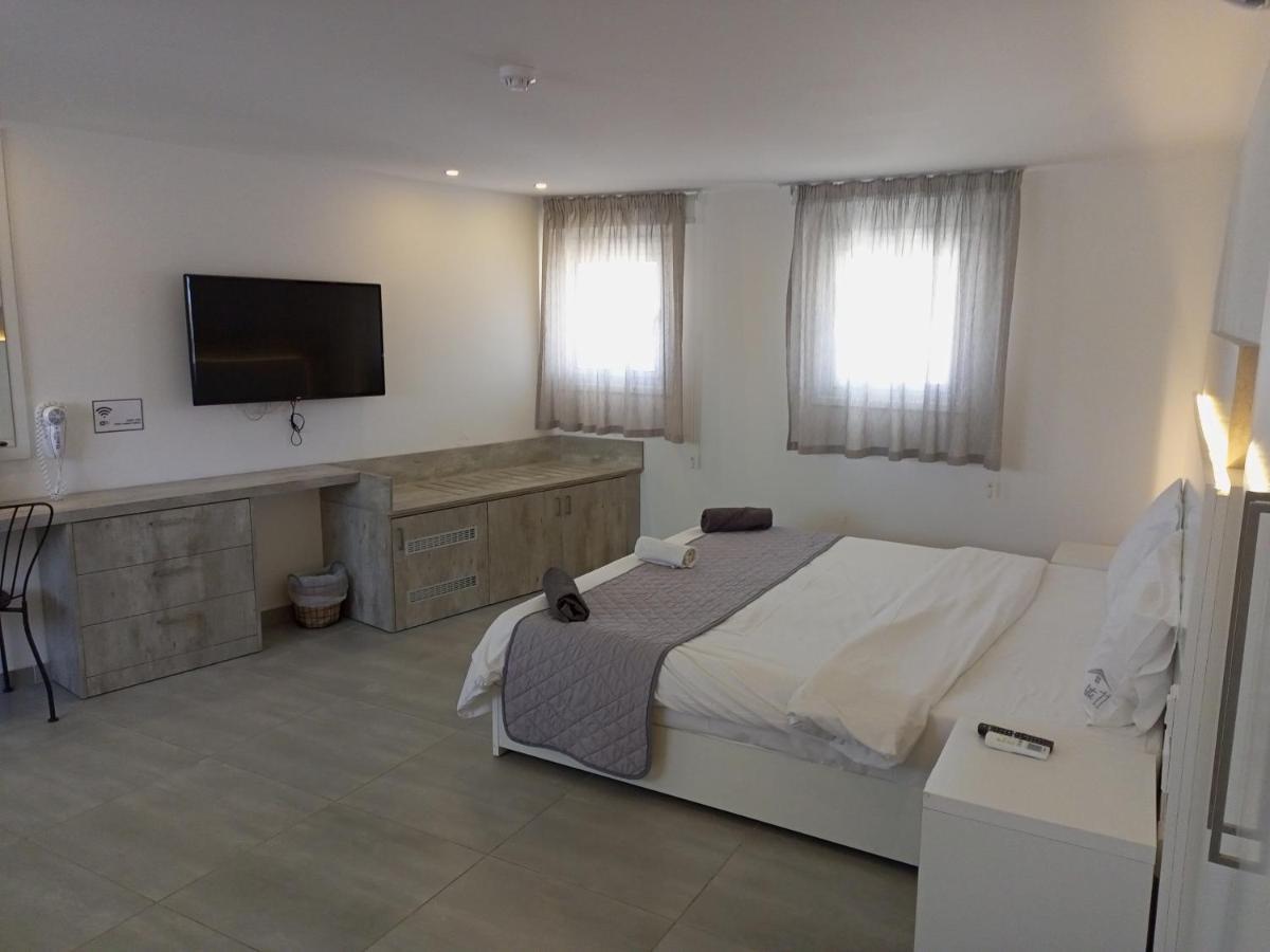 White 11 Aparthotel Larnaca Luaran gambar