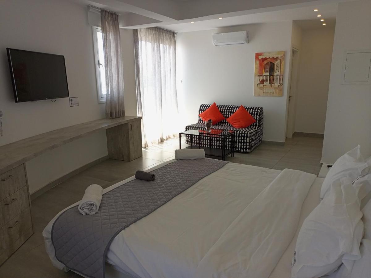 White 11 Aparthotel Larnaca Luaran gambar