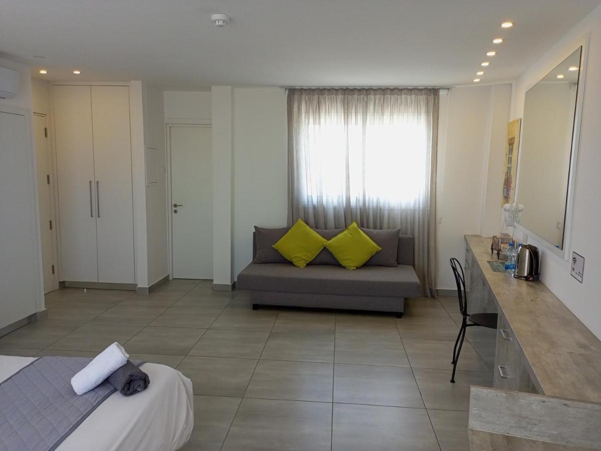 White 11 Aparthotel Larnaca Luaran gambar