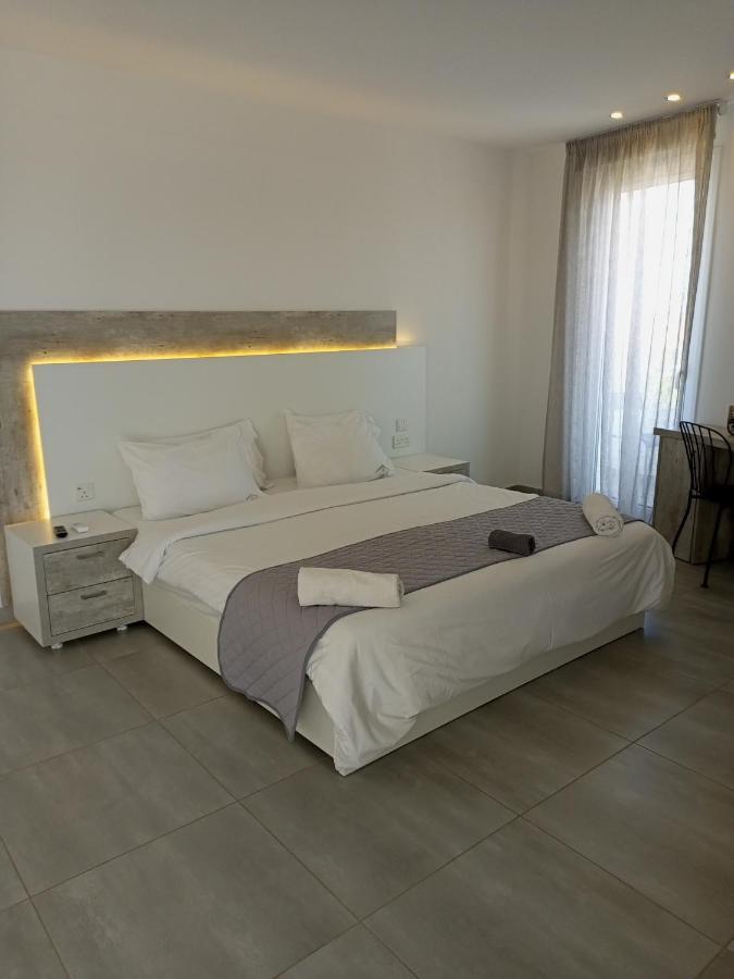 White 11 Aparthotel Larnaca Luaran gambar